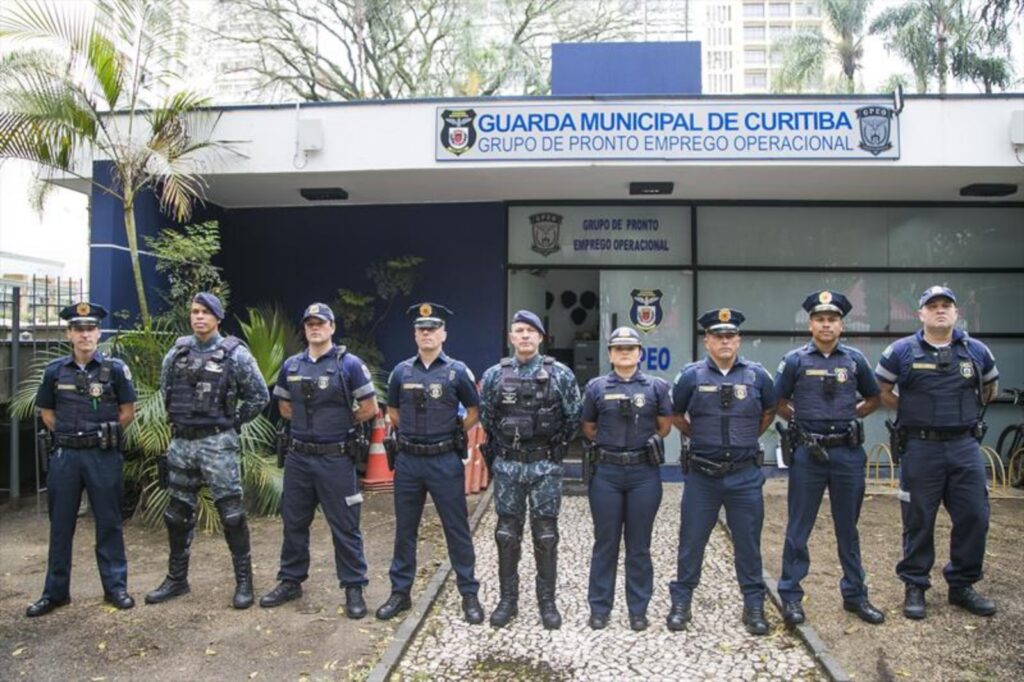 Guarda Municipal De Curitiba Est Usando Body Cams Folha Do Uberaba